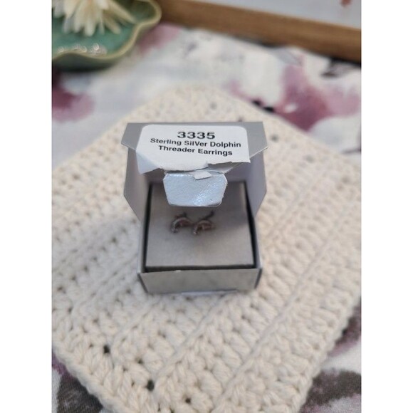 Sterling Silver Dolphin Threader Earrings Delicate Chain Ocean Animal Jewelry - Picture 3 of 4